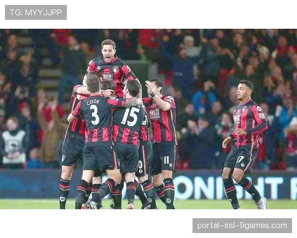 评论：客场挑战伯恩茅斯，曼联的防守结构将迎来严峻考验